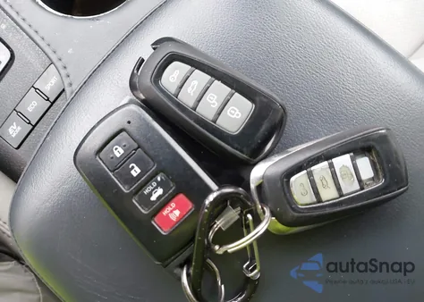 2014 Toyota Avalon Hybrid Limited from USA, damaged, VIN 4T1BD1EBXEU023570